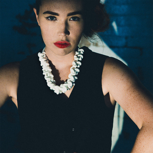 Rubber neckpieces, white